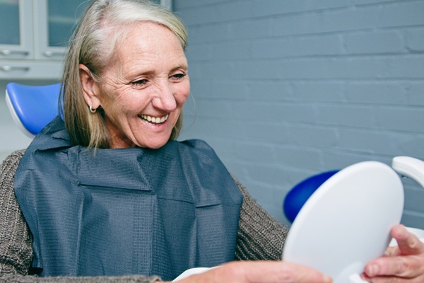 How To Choose Between Single Cosmetic Treatments And A Smile Makeover